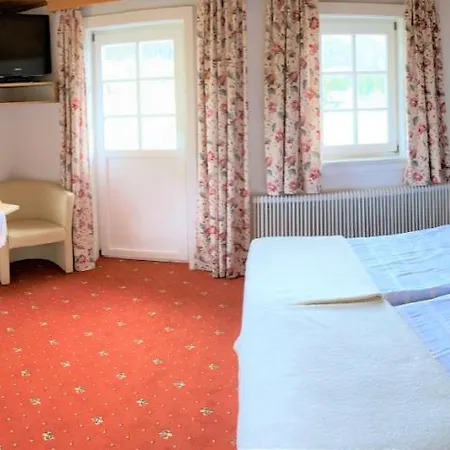 Farm stay Haslehnerhof Ramsau am Dachstein