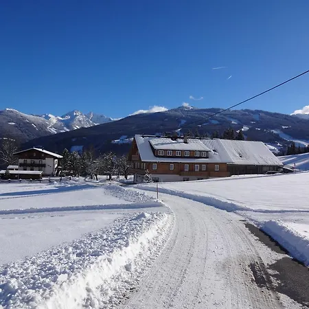 Haslehnerhof Farm stay *